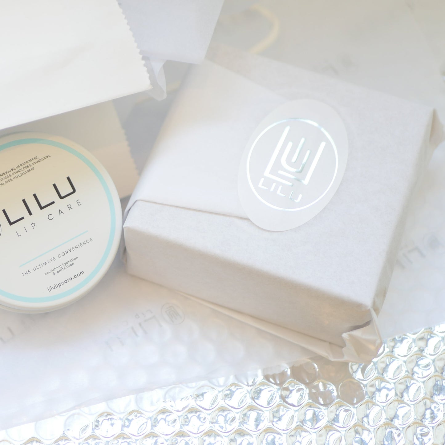 LEXI GOLD REFILLABLE LIP BALM NECKLACE | LiLu Lip Care