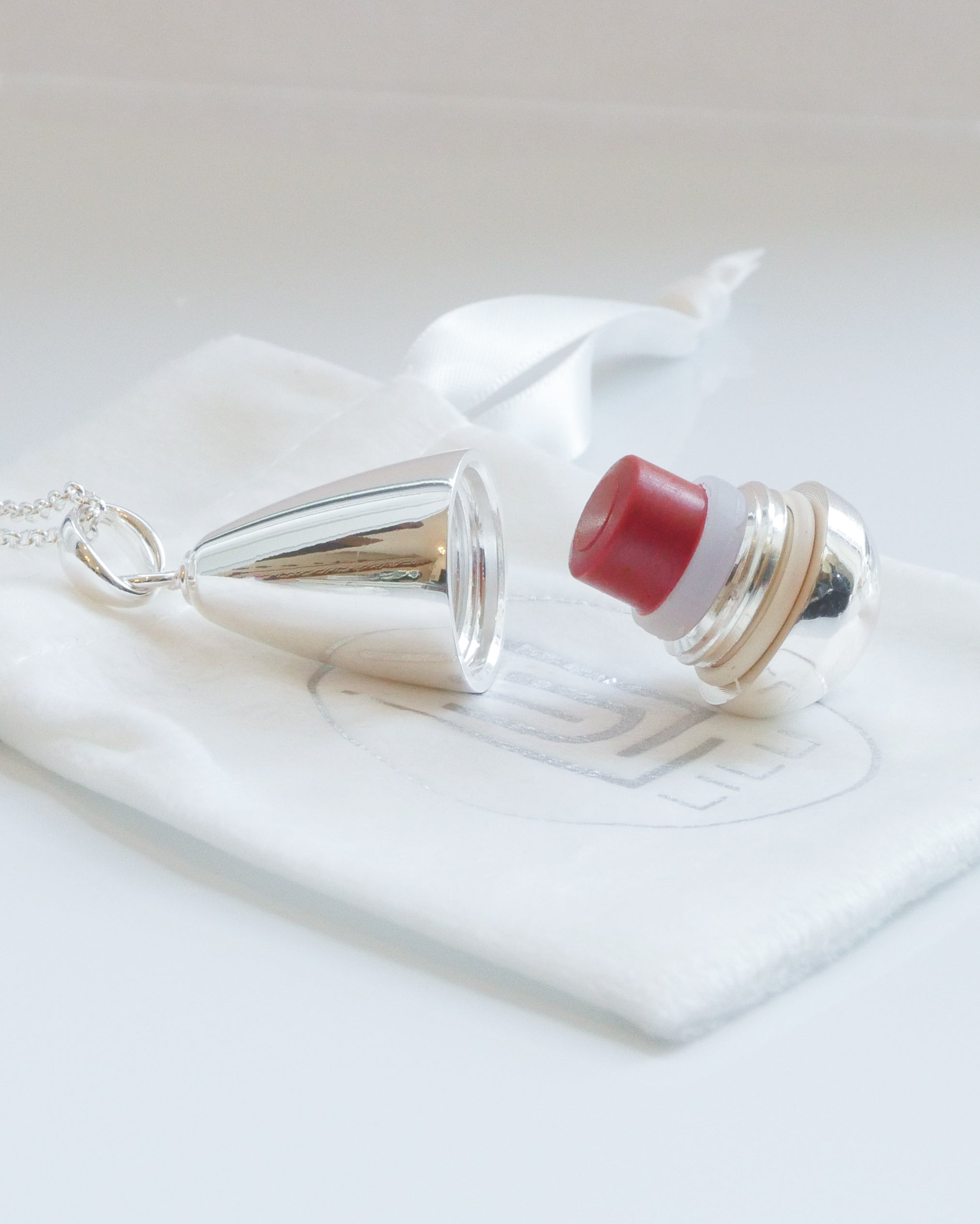 Lexi Sterling Silver Refillable Lip Balm Necklace | LiLu Lip Care