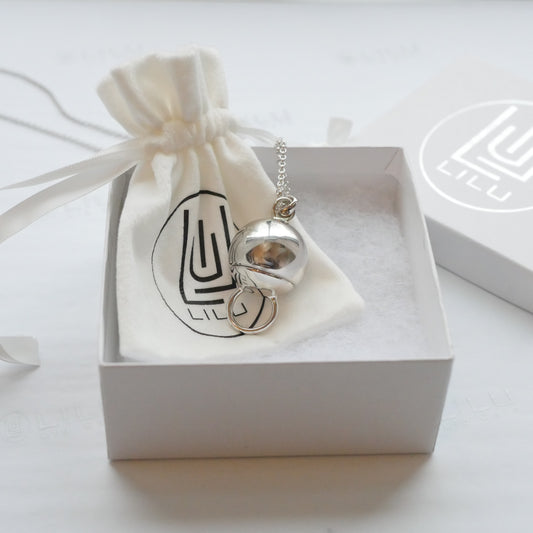 LiLu Lip Balm Necklace KIRA STERLING SILVER with 8 Refills or DIY Refills - Use Your Balm