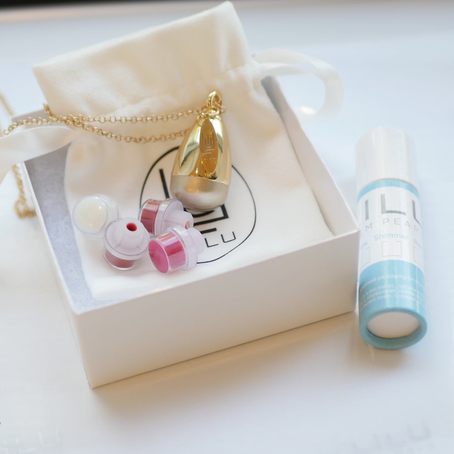 LEXI GOLD REFILLABLE LIP BALM NECKLACE | LiLu Lip Care