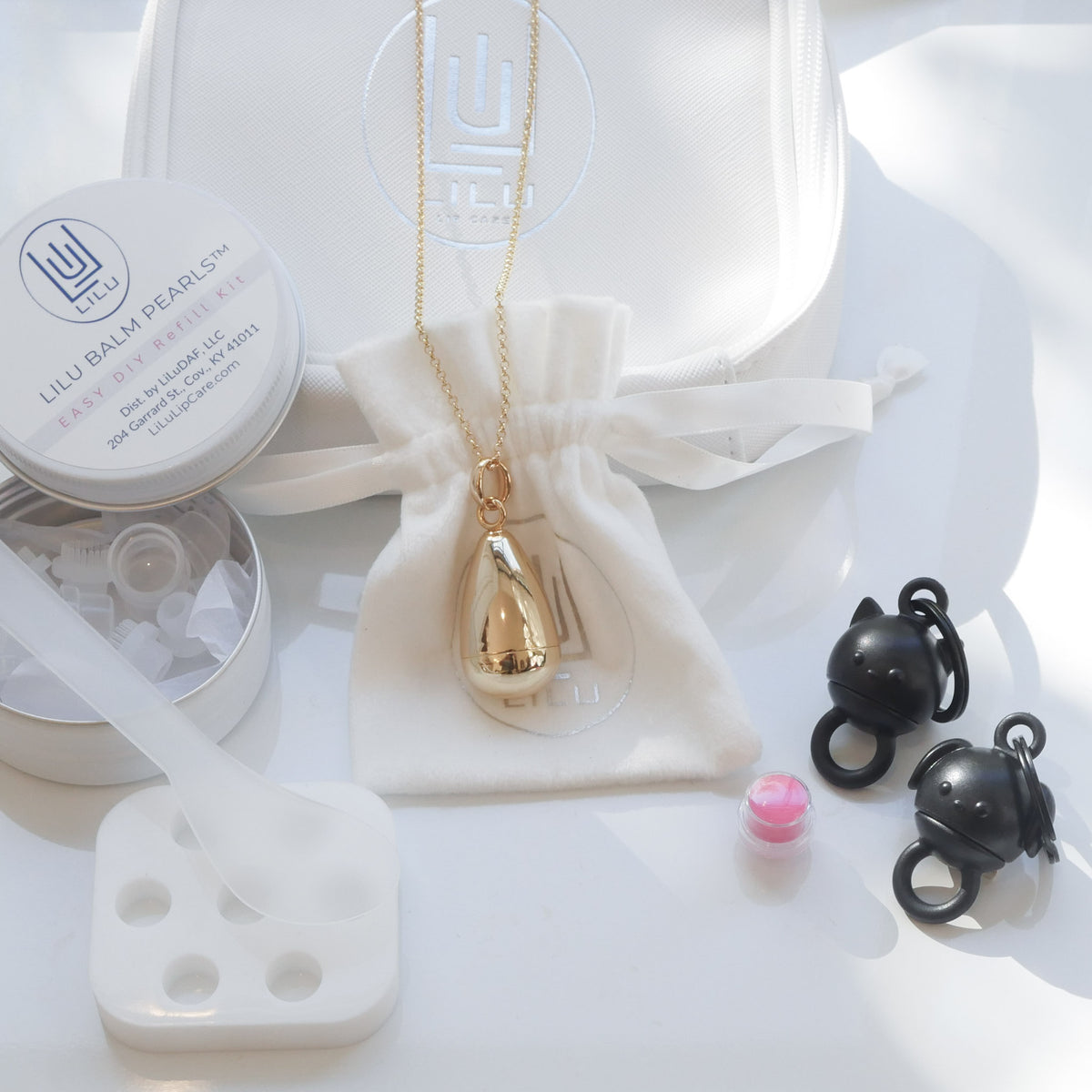 Dream Kit: Gold Lexi Lip Balm Necklace Gift Set