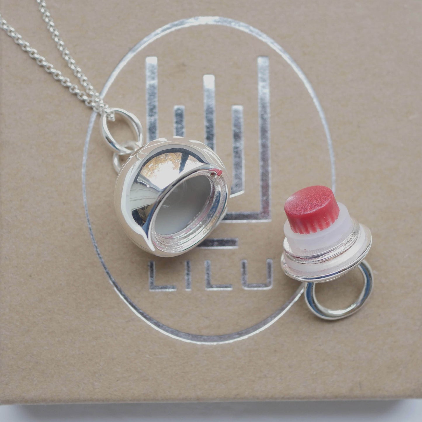 LiLu Lip Balm Necklace Kira Silver Plated with 8 Refills or DIY Refills - Use Your Balm