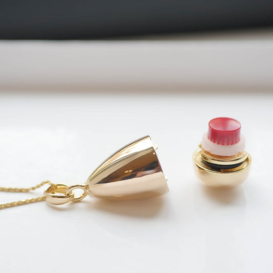 LiLu Lip Balm Necklace Camille Gold Vermeil with 8 Lip Balm Refills or or DIY Refills - Use Your Own Balm